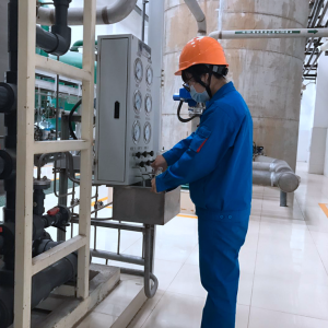 �؍��ھ�������Ȼ�Ӻ����