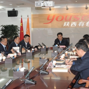 �����ɫ���ټ��F�e�k�hί���ĽM�hʷ�W��������һ���x����