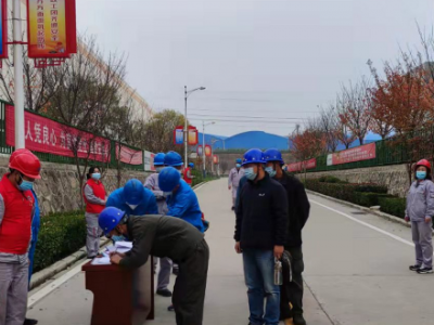 �ࡰ�������У���������