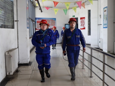 �K��ʢһ�е���˾�{��ָ������