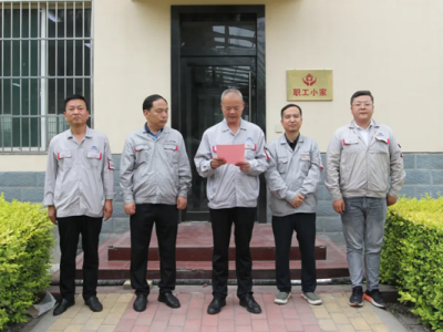 ������С�� �����ܰ�҈@